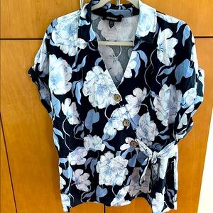 Ellen Tracy Black and White Floral Blouse